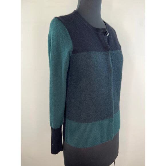 C by Bloomingdale's 100% 2 Ply Cashmere Green Colorblock Long Sleeve Sweater M - Picture 2 of 6